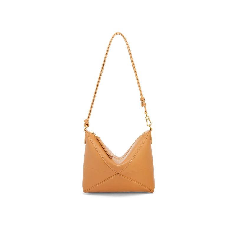 Loewe Puzzle Fold Pouch in classic Calfskin 