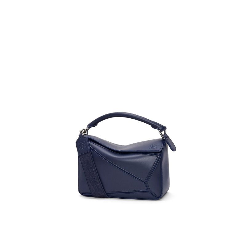 Loewe Small Puzzle in Smooth Calfskin 