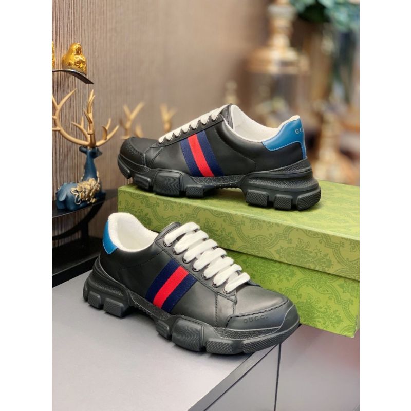 Gucci Leather Sneaker 