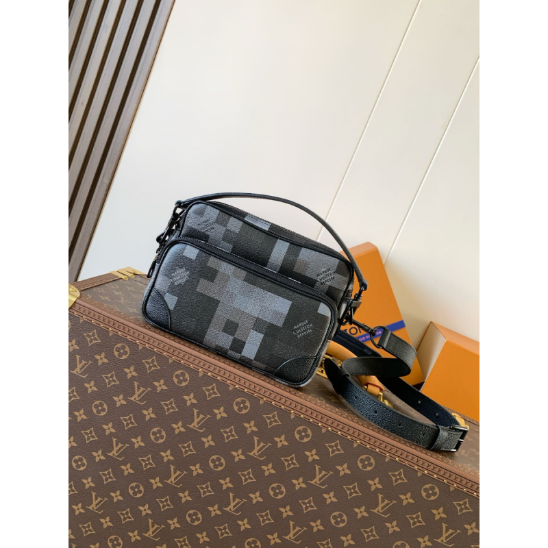 M14988 Nil Messenger